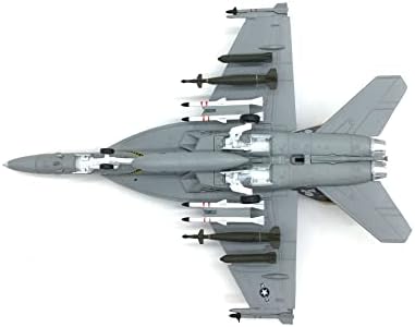 Csyanxing 1/100 скала легура американска морнарица F/A-18B борбени авиони модел Симулација на воени авиони модел за собирање подарок