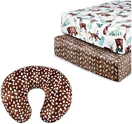 GFU опремени чаршафи за креветчиња за момчиња и девојчиња 2 пакувања, капаци за медицинска сестра, мека елен печатење перница за доење на перница