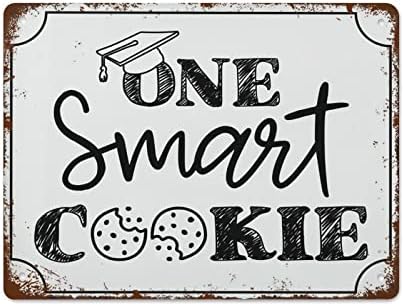 Име гроздобер смешен wallиден декор знак за дипломирање украси 2021 еден паметен знак за колачиња за колачиња бар знак 12x16 инчи декор за соба кафе -ресторан канцелариск