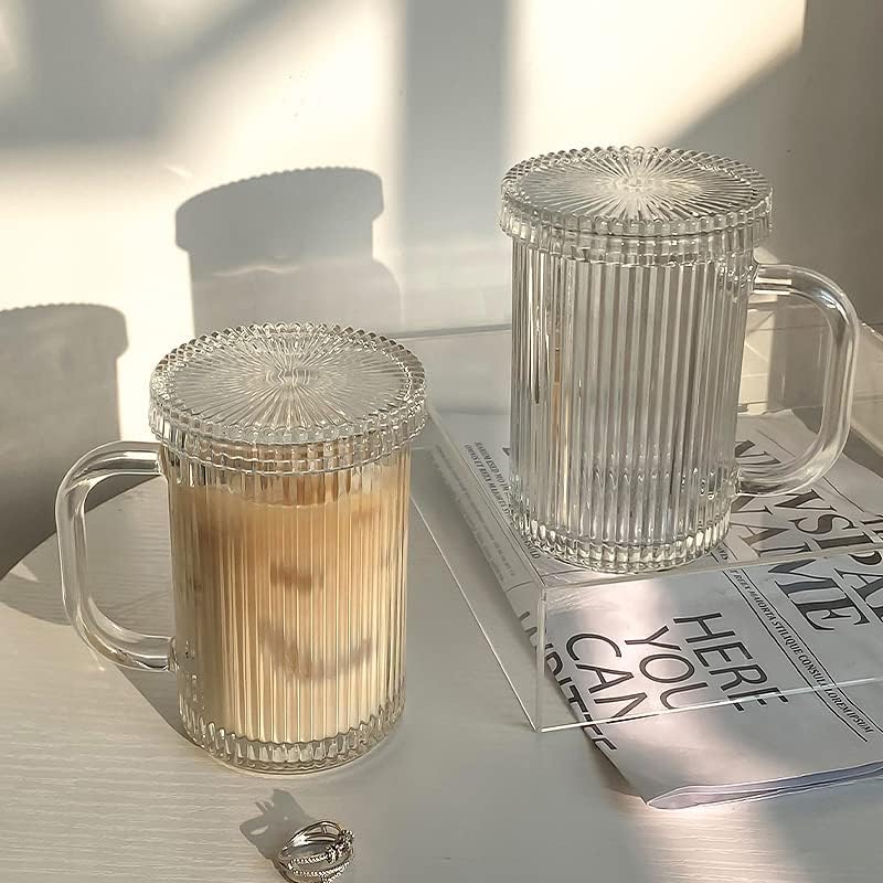 Јилунео ветер вертикална стаклена кригла со пруги чаша за вода за пиење со капак и рачка за домаќинство со висока вредност едноставна чаша за млеко子子